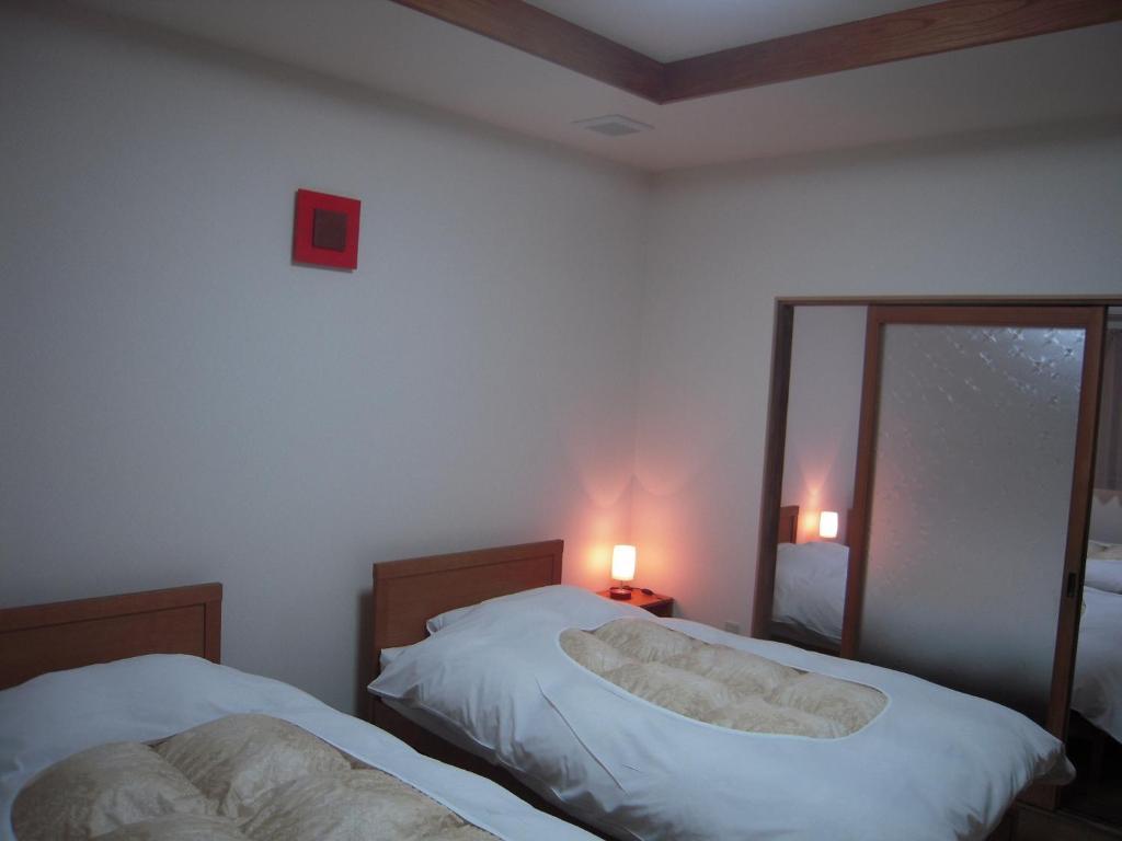 Nakaya House Villa Hatsukaichi Rum bild